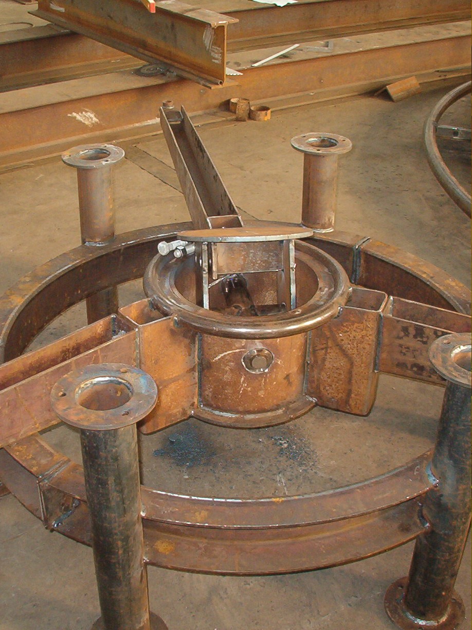 Articulation pour les têtes des pylônes de télécommunication de la Creuse (Atelier Intertridim - Casablanca)